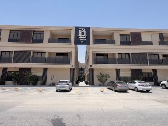 للايجار شقة مميزة حي العارض 🏡 .