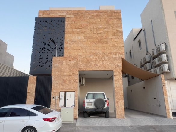 للبيع دور اول مميز | النرجس 📍