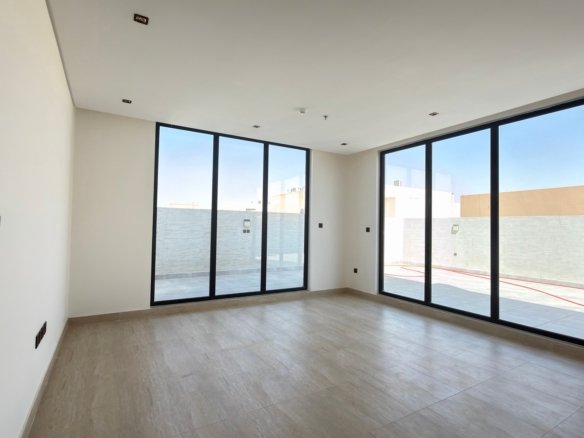 للبيع شقة مميزة حي الفلاح 🏡