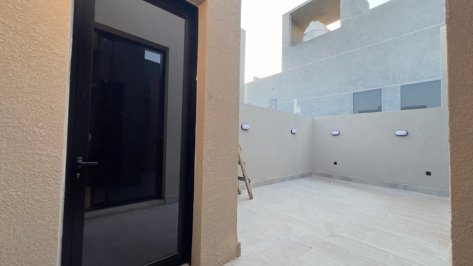 للبيع شقة مميزة وفاخرة 🏡