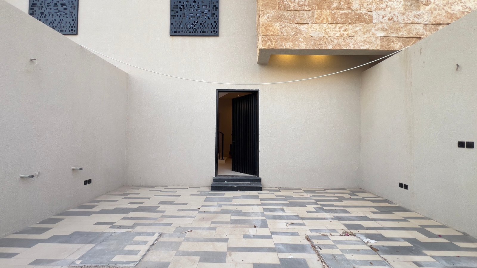 للبيع دور اول | جنوبية 🏡