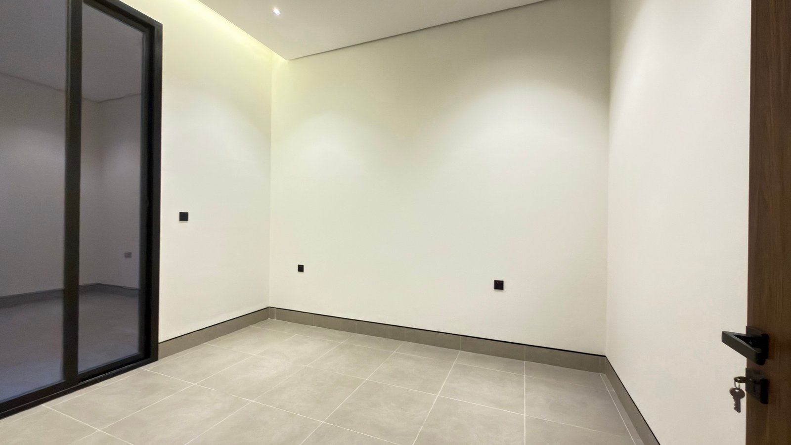 image_picker_E636AD95-EF92-4EF0-8CFC-47B6AD1B2E9C-3819-000000CEFD08CAC3 شقة للبيع في حي النرجس